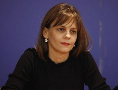 Ε. Αχτσιόγλου: «Η μείωση της ανεργίας είναι μία μάχη που απαιτεί χρόνο και στοχευμένες παρεμβάσεις»